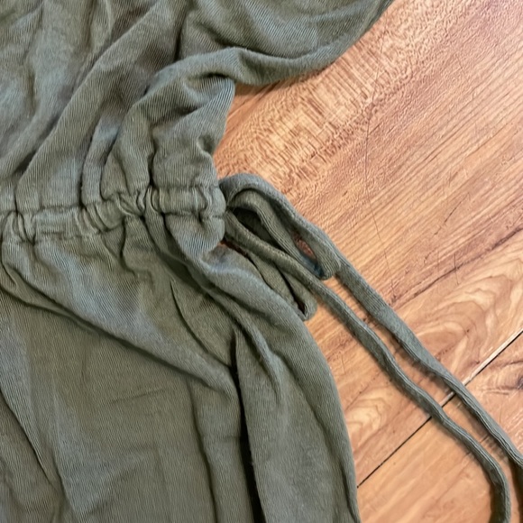 Maternity a:glow green tunic. Size medium. Embroidered on shoulders. - Picture 4 of 8